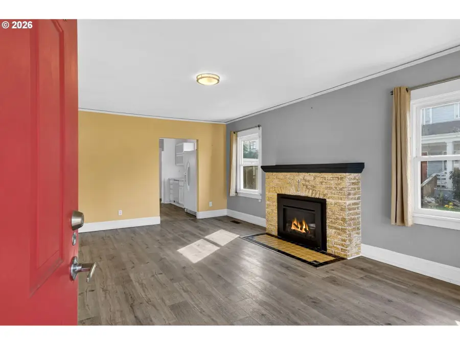 134 S 3rd St, Saint Helens, OR 97051 - #3