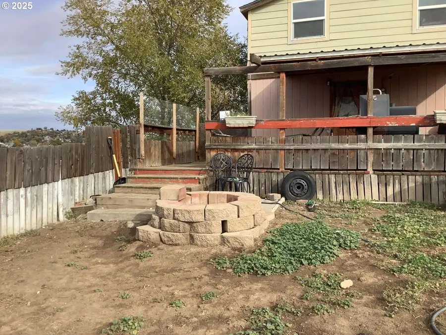 521 SW 19th St, Pendleton, OR 97801 - Image #2