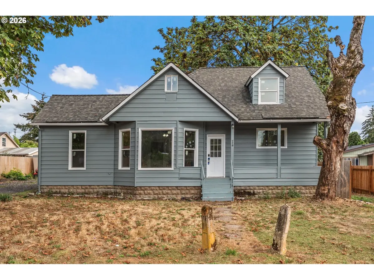 714 Water St, Dayton, OR 97114 - #1