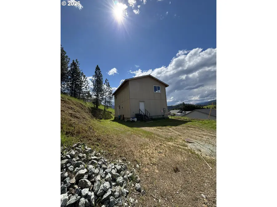 1336 NE Simpson Ln, Myrtle Creek, OR 97457 - #3