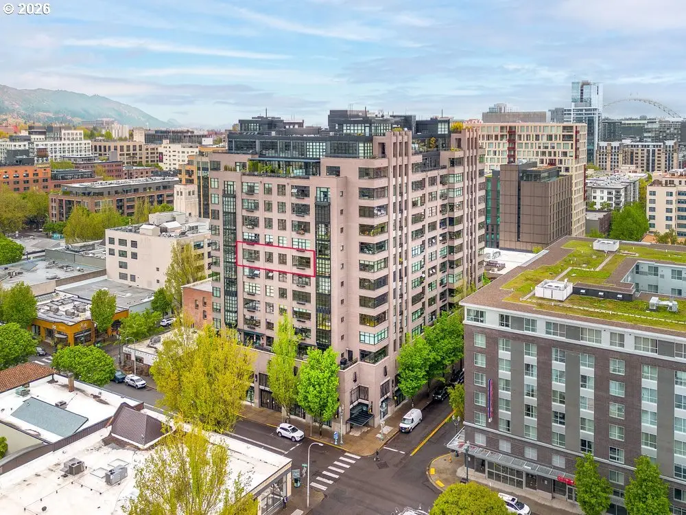 333 NW 9th Ave #906, Portland, OR 97209 - #1