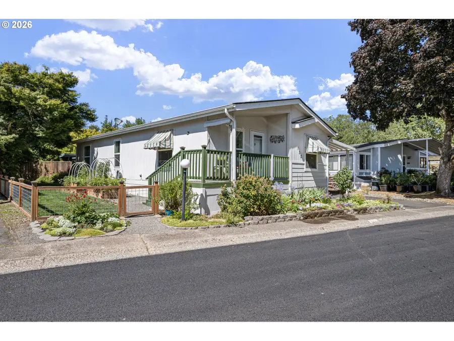 1475 Green Acres Rd, Eugene, OR 97408 - #2