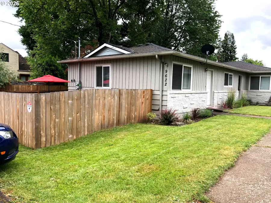 9622 SE 41st Ave, Milwaukie, OR 97222 - Image #2