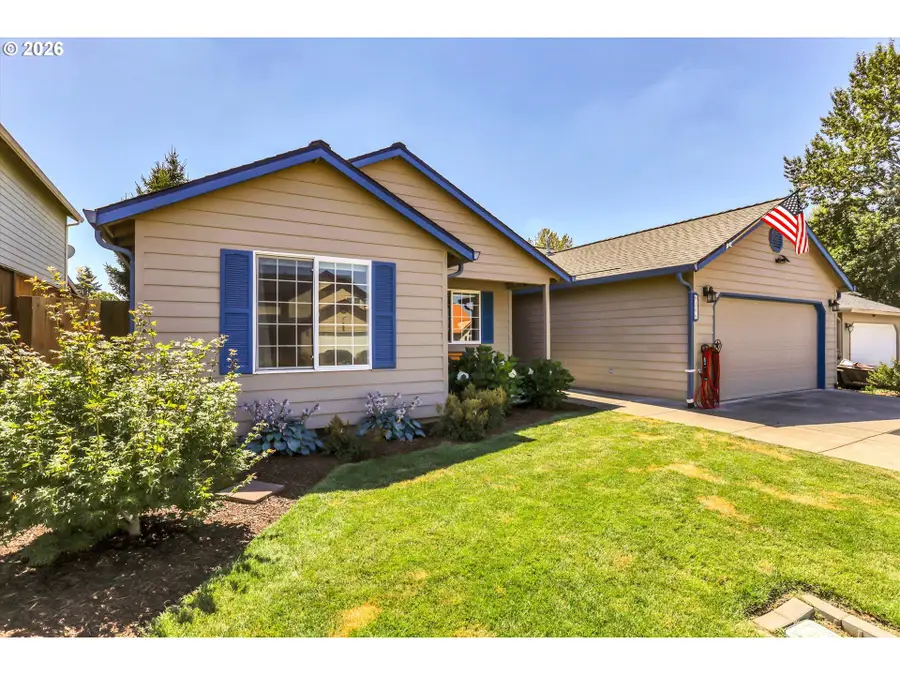206 Hauser Ct, Molalla, OR 97038 - #2