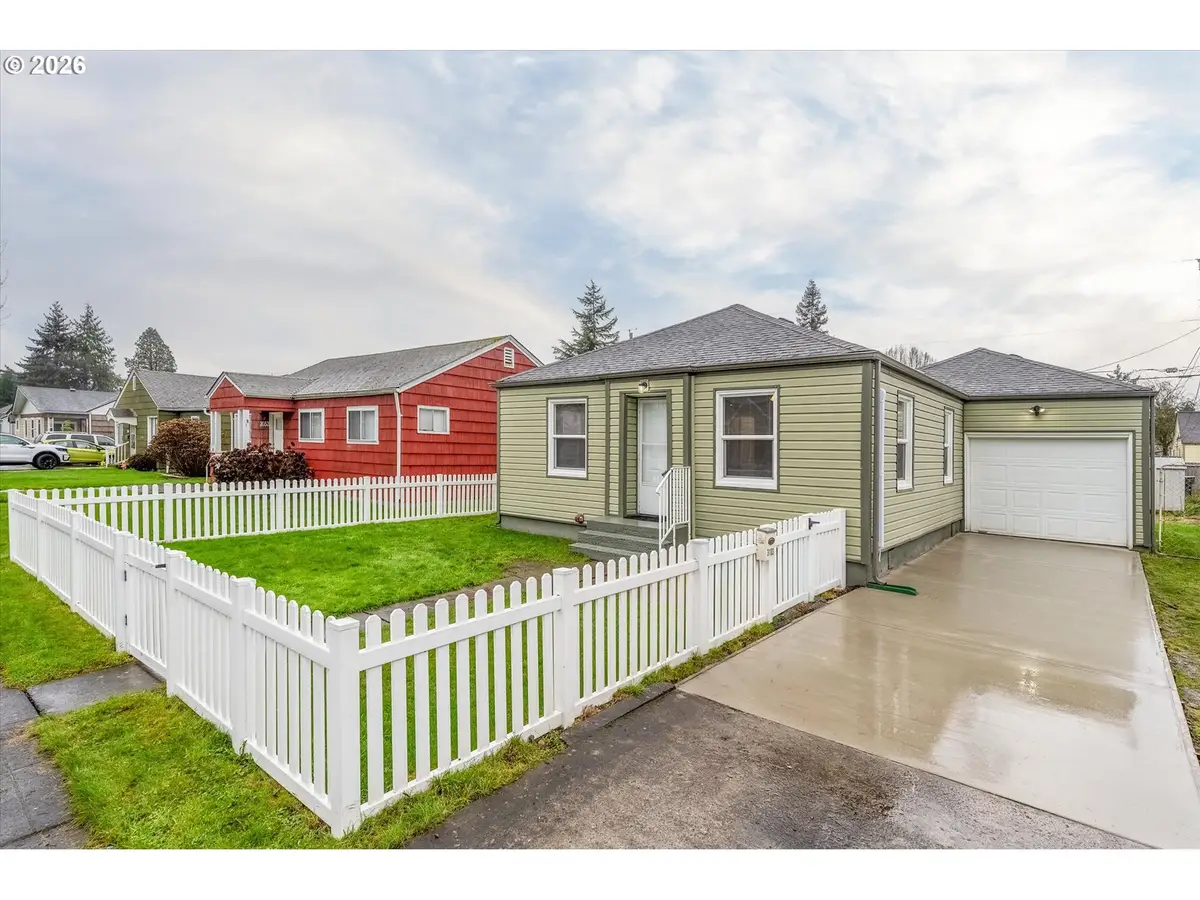 3103 Field St, Longview, WA 98632 - Image #1