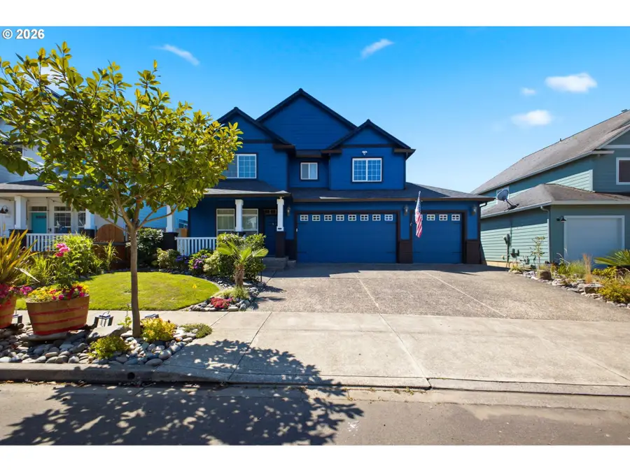 1831 N 8th Way, Ridgefield, WA 98642 - #2