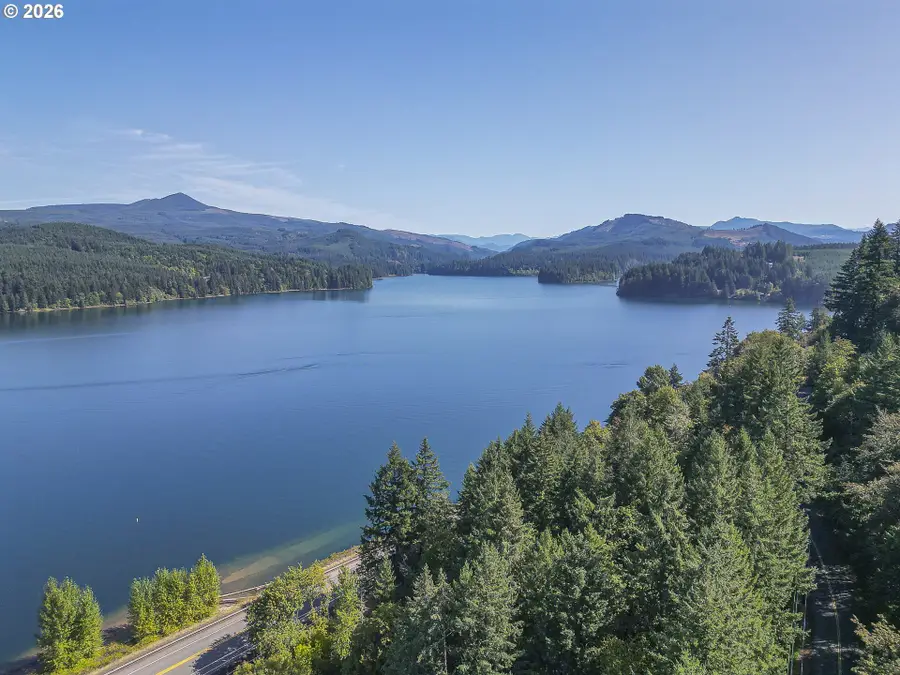 6304 Lakepointe Way, Sweet Home, OR 97386 - #3