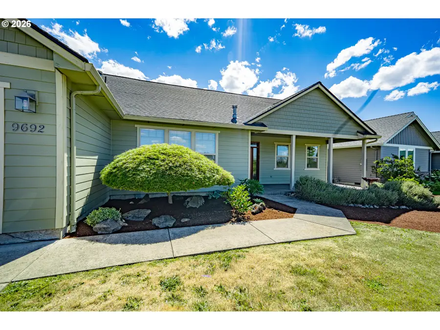 9692 Willamette St, Aumsville, OR 97325 - #2