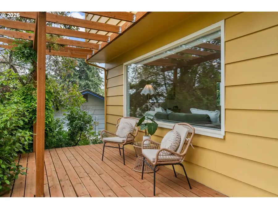 1995 Greiner St, Eugene, OR 97405 - #3