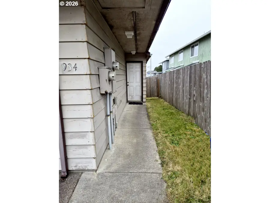 938 SW 11th St, Newport, OR 97365 - #3