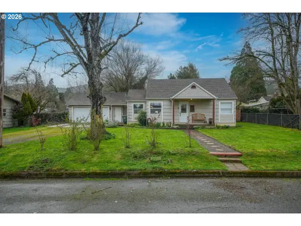 422 Elder St, Drain, OR 97435