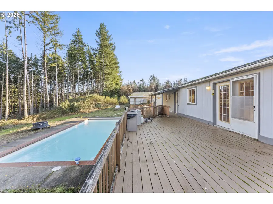 24130 S Hayden Rd, Estacada, OR 97023 - #2