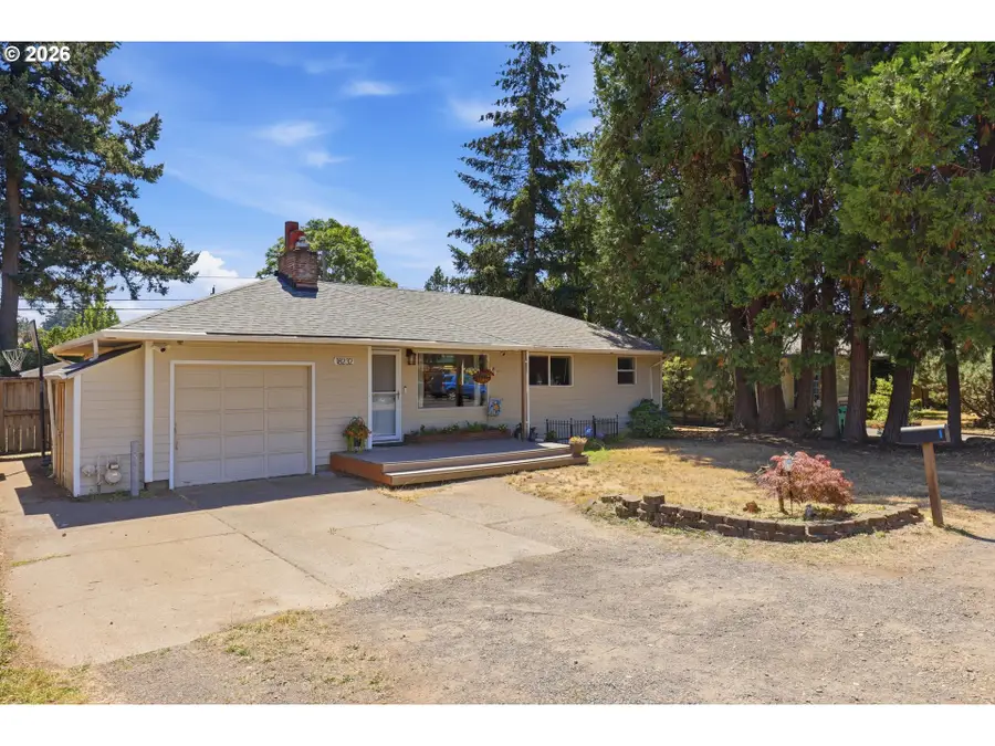 18232 SE Clinton St, Gresham, OR 97030 - #2