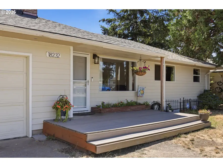 18232 SE Clinton St, Gresham, OR 97030 - #3