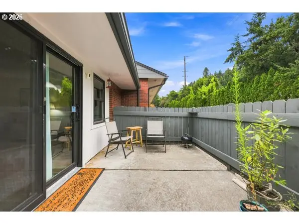 15100 SW Crown Dr #1, King City, OR 97224 - #3