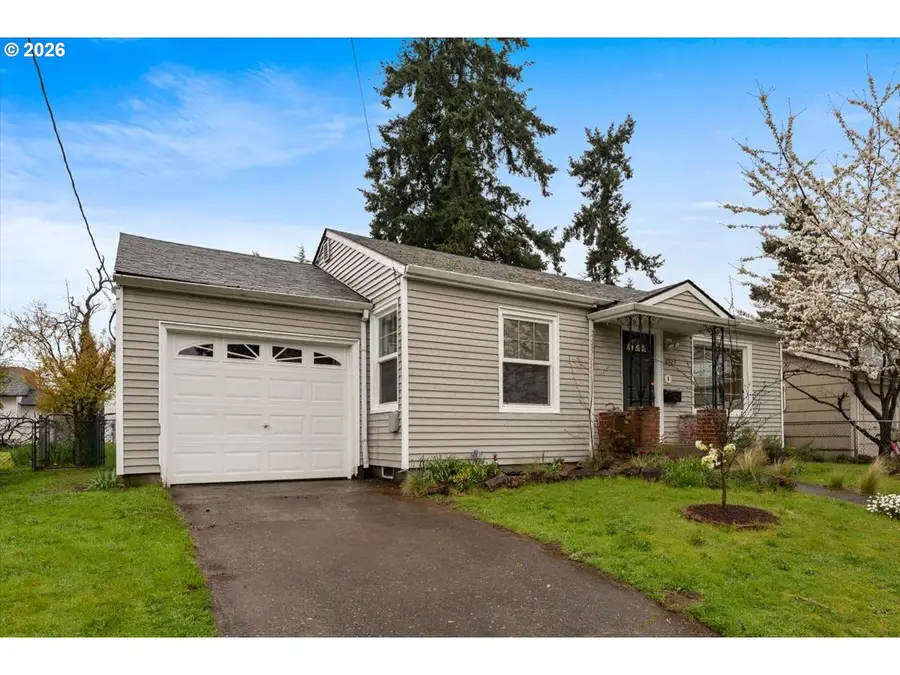 6523 SE 84th Ave, Portland, OR 97266 - #2