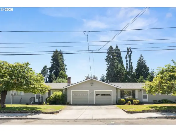 1574 SE Spruce St, Hillsboro, OR 97123