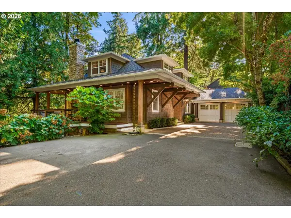 3788 Calaroga Dr, WestLinn, OR 97068