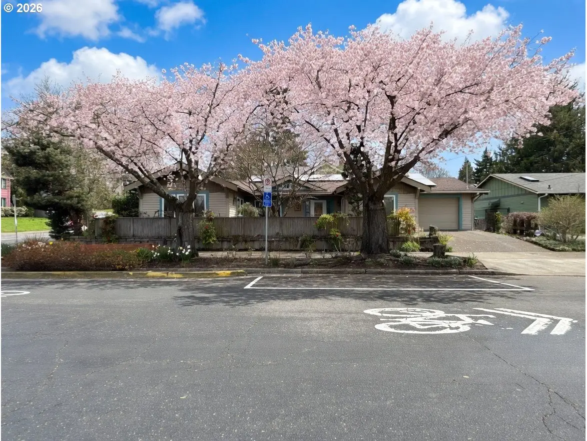 4715 NE Everett St, Portland, OR 97213 - #1