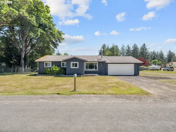 25902 Z St, OceanPark, WA 98640