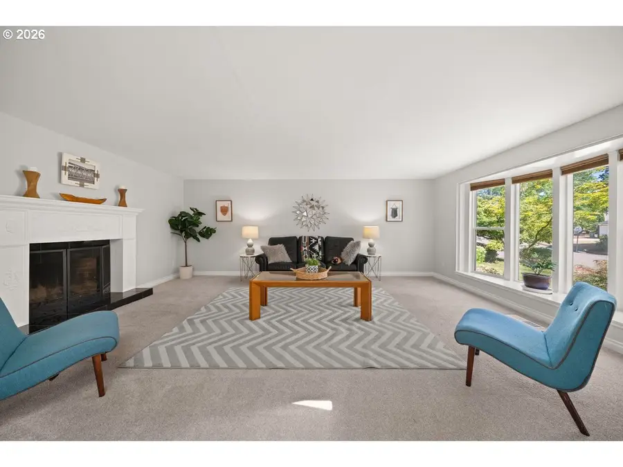 2815 NW Eastway Ct, Beaverton, OR 97006 - #2