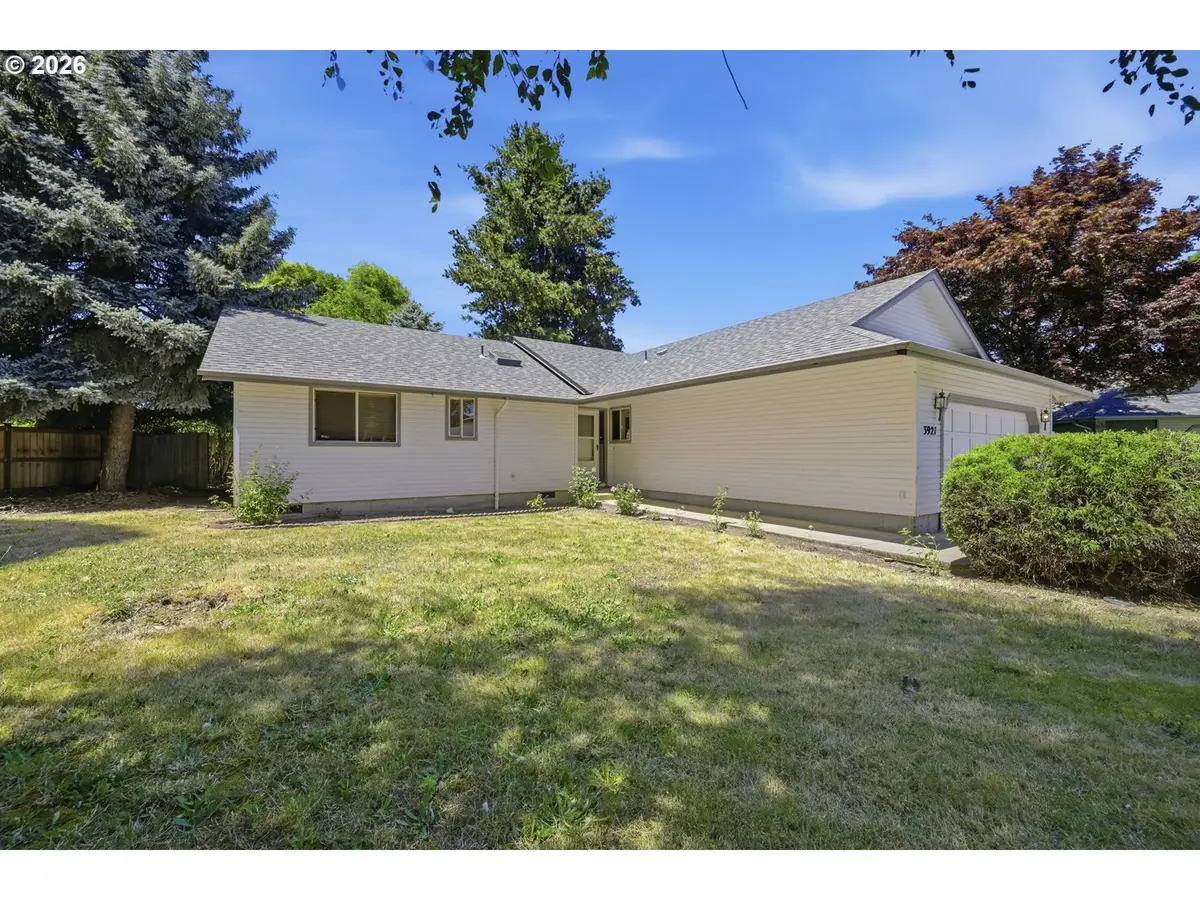 3921 N Clarey St, Eugene, OR 97402 - #1