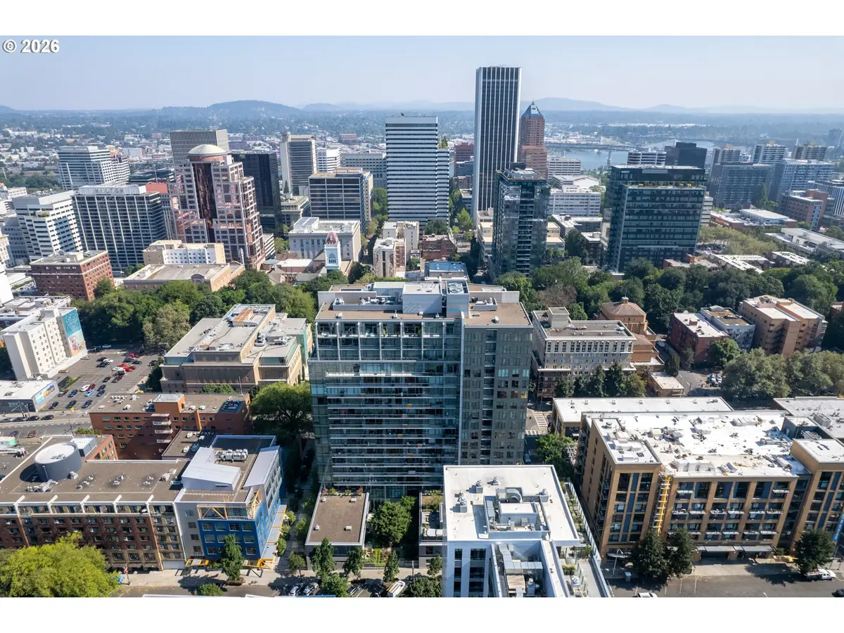 1221 SW 10th Ave, Portland, OR 97205 - #1