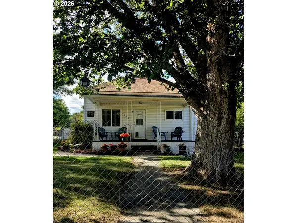 303 N A St, Condon, OR 97823