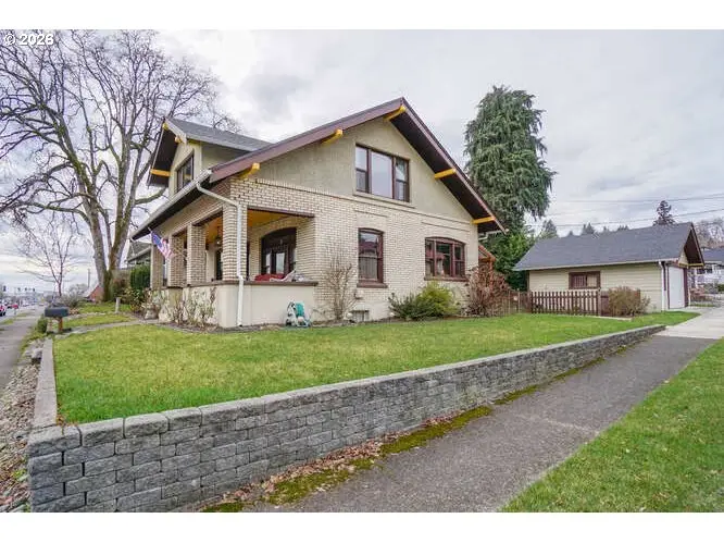 933 NE 3rd Ave, Camas, WA 98607 - Image #2