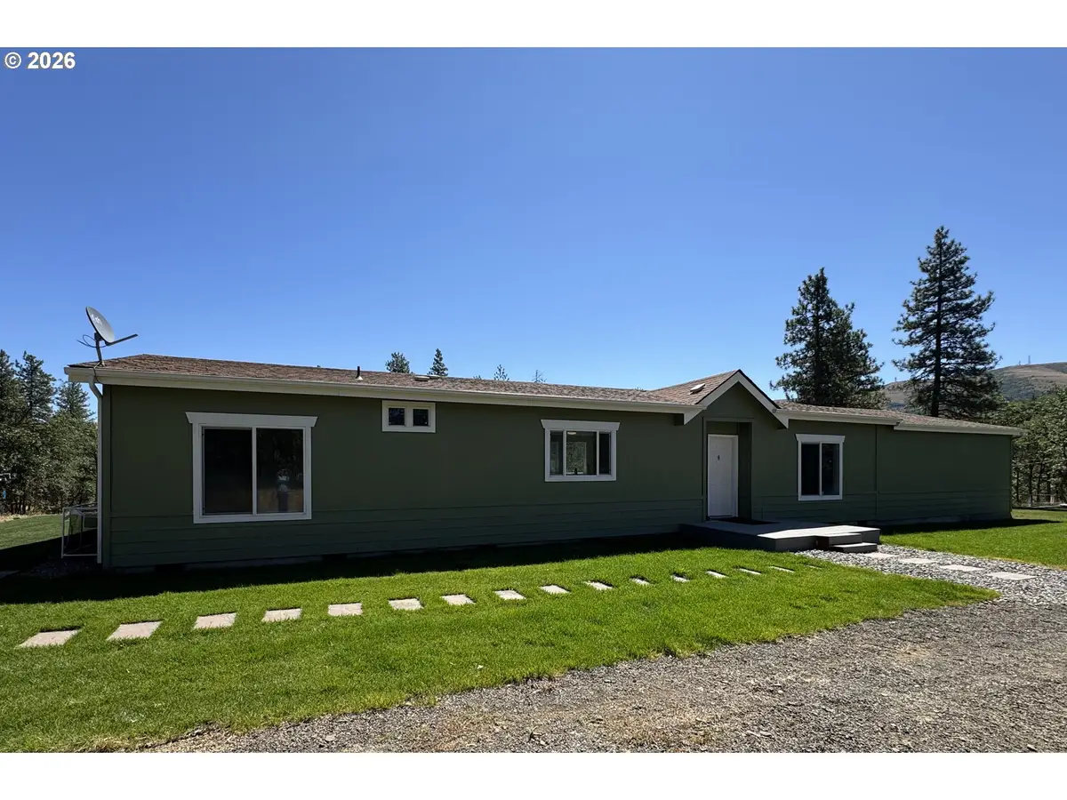 953 Centerville Hwy, Lyle, WA 98635 - #1