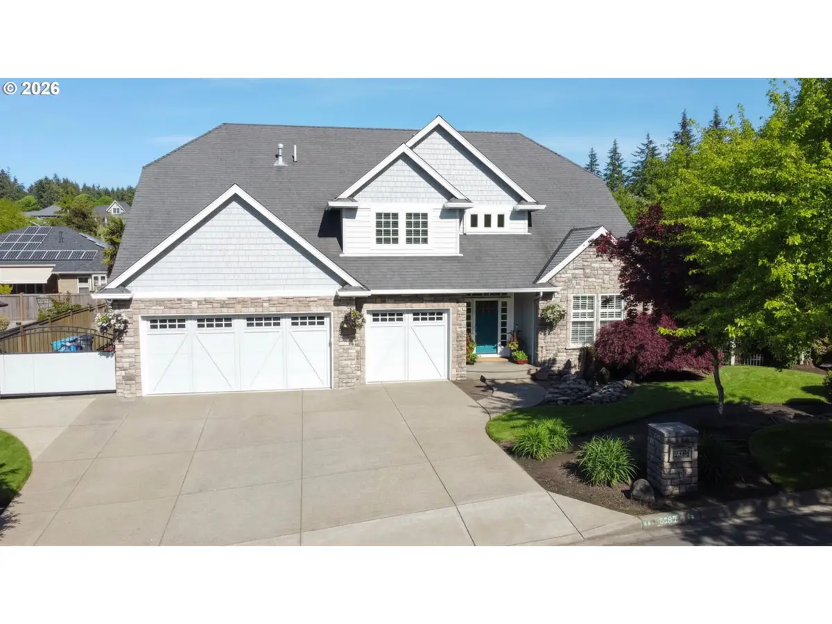 3297 Jayhawk Ct, Eugene, OR 97405 - #1