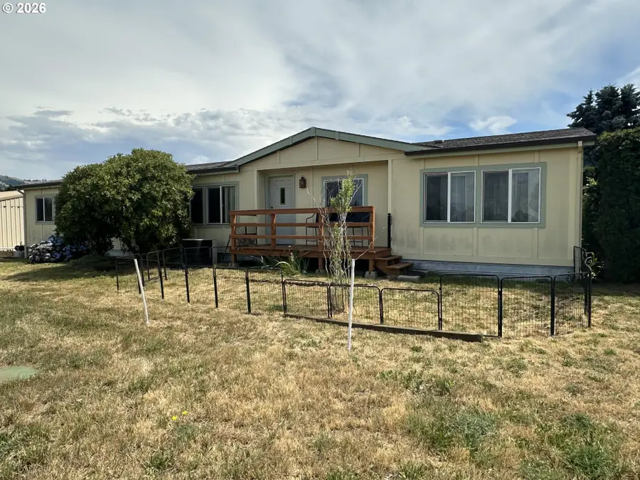 1267 Tucker Rd #22, Hoodriver, OR 97031 - #3