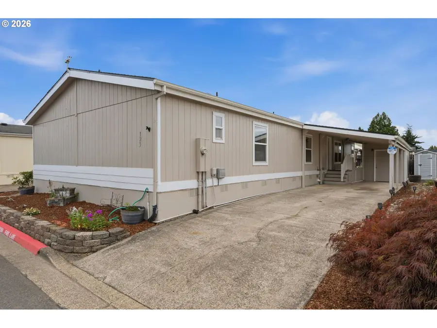 1000 S Mckern Ct #123, Newberg, OR 97132 - #3