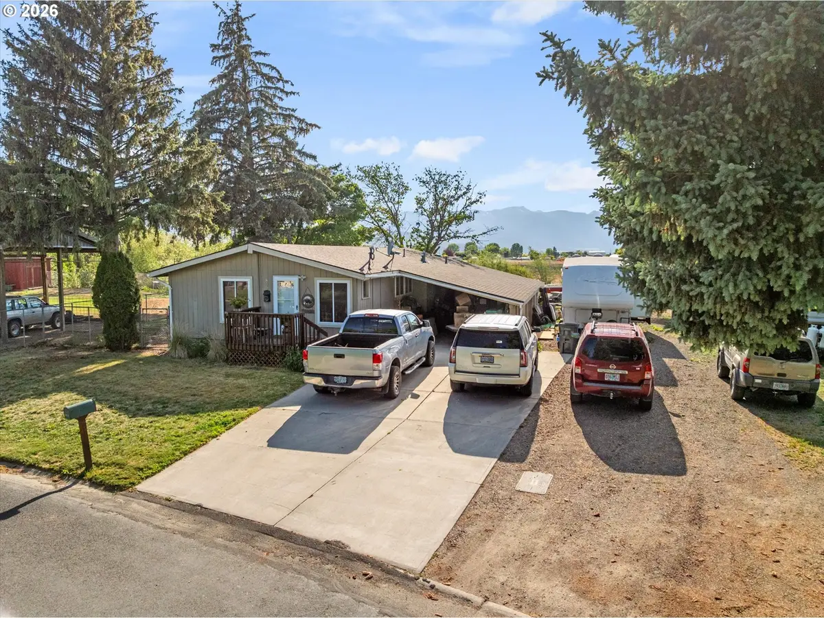 3855 Kirkway Dr, Baker City, OR 97814 - #1