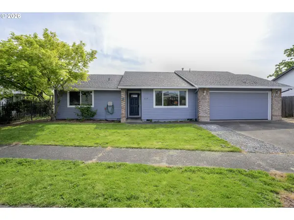 619 Wedgewood Dr, Molalla, OR 97038