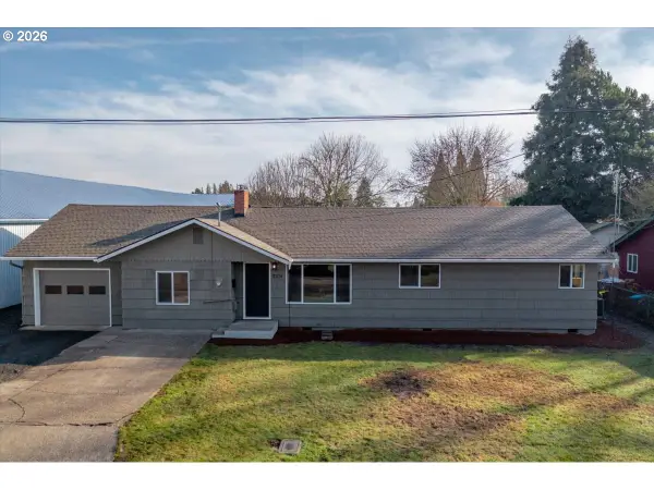 2014 NE Galloway St, McMinnville, OR 97128