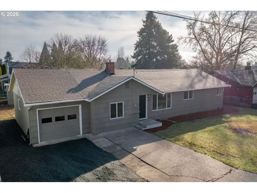 2014 NE Galloway St, McMinnville, OR 97128 - #3