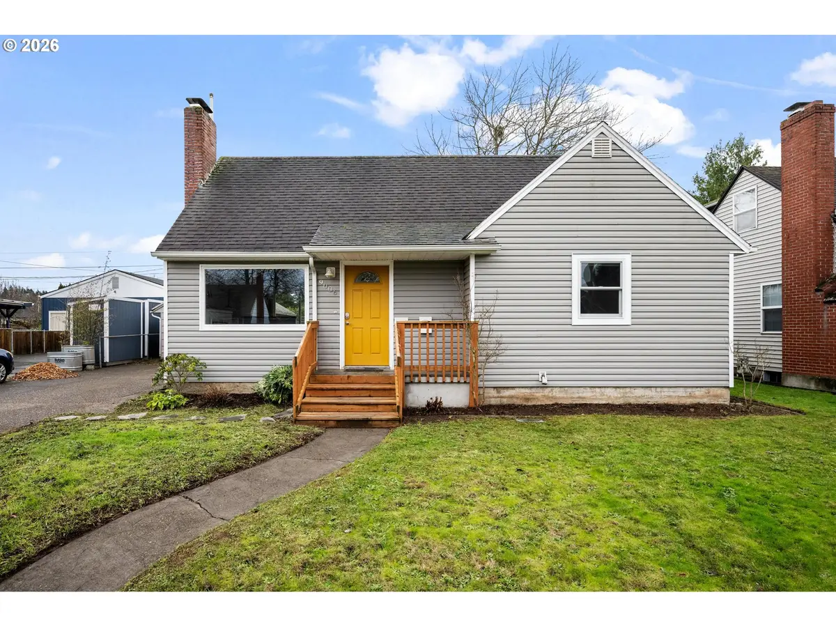 9006 SE Clay St, Portland, OR 97216 - Image #1