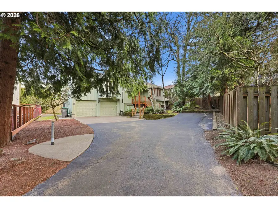 16553 NE Fargo Cir, Portland, OR 97230 - #3