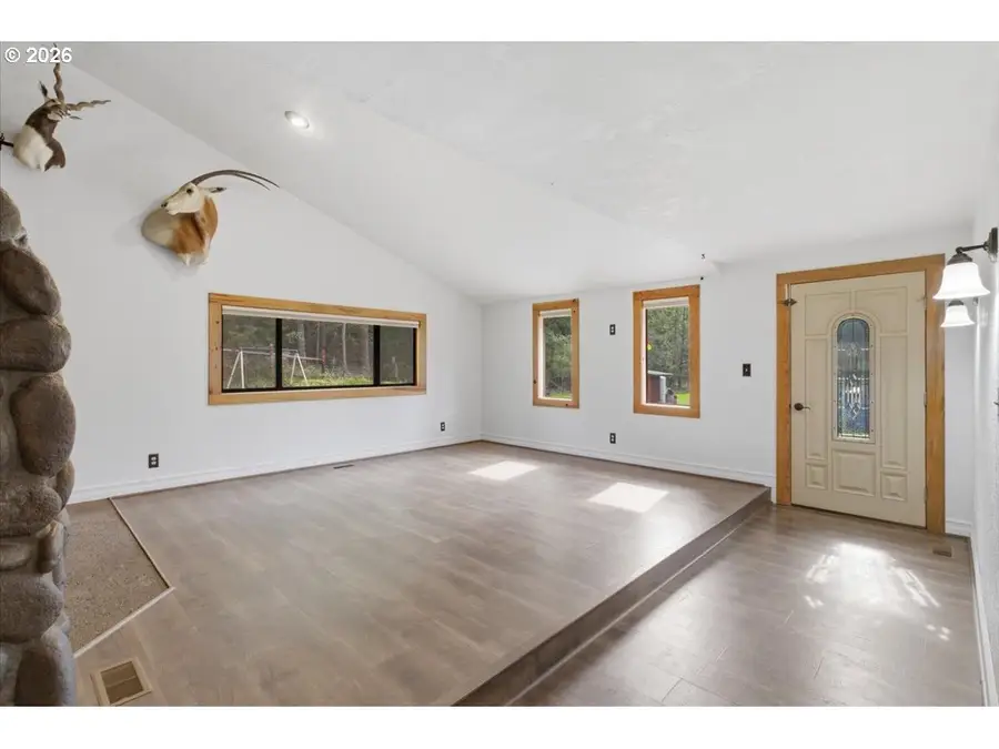 40875 Peoples Dr, Lebanon, OR 97355 - #2