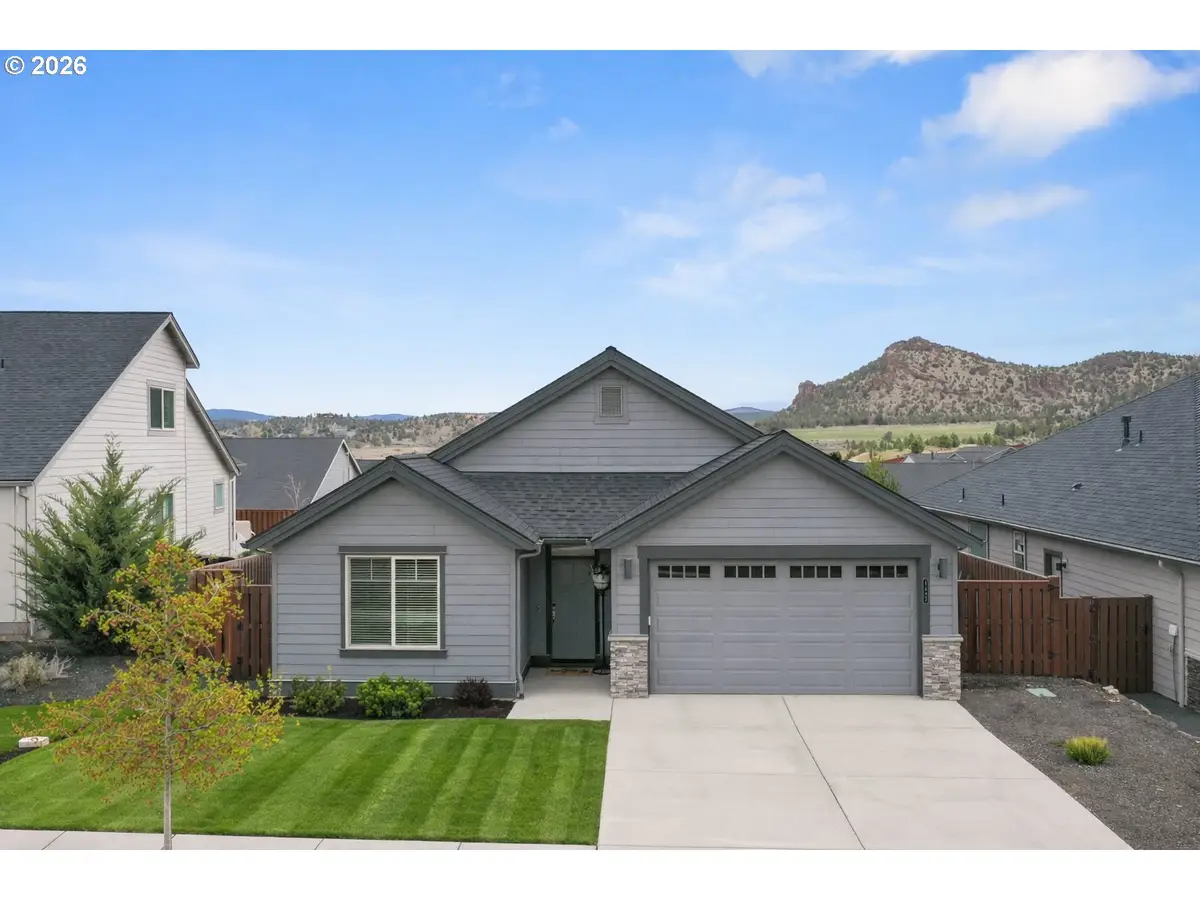 1123 NE Hudspeth Cir, Prineville, OR 97754 - #1
