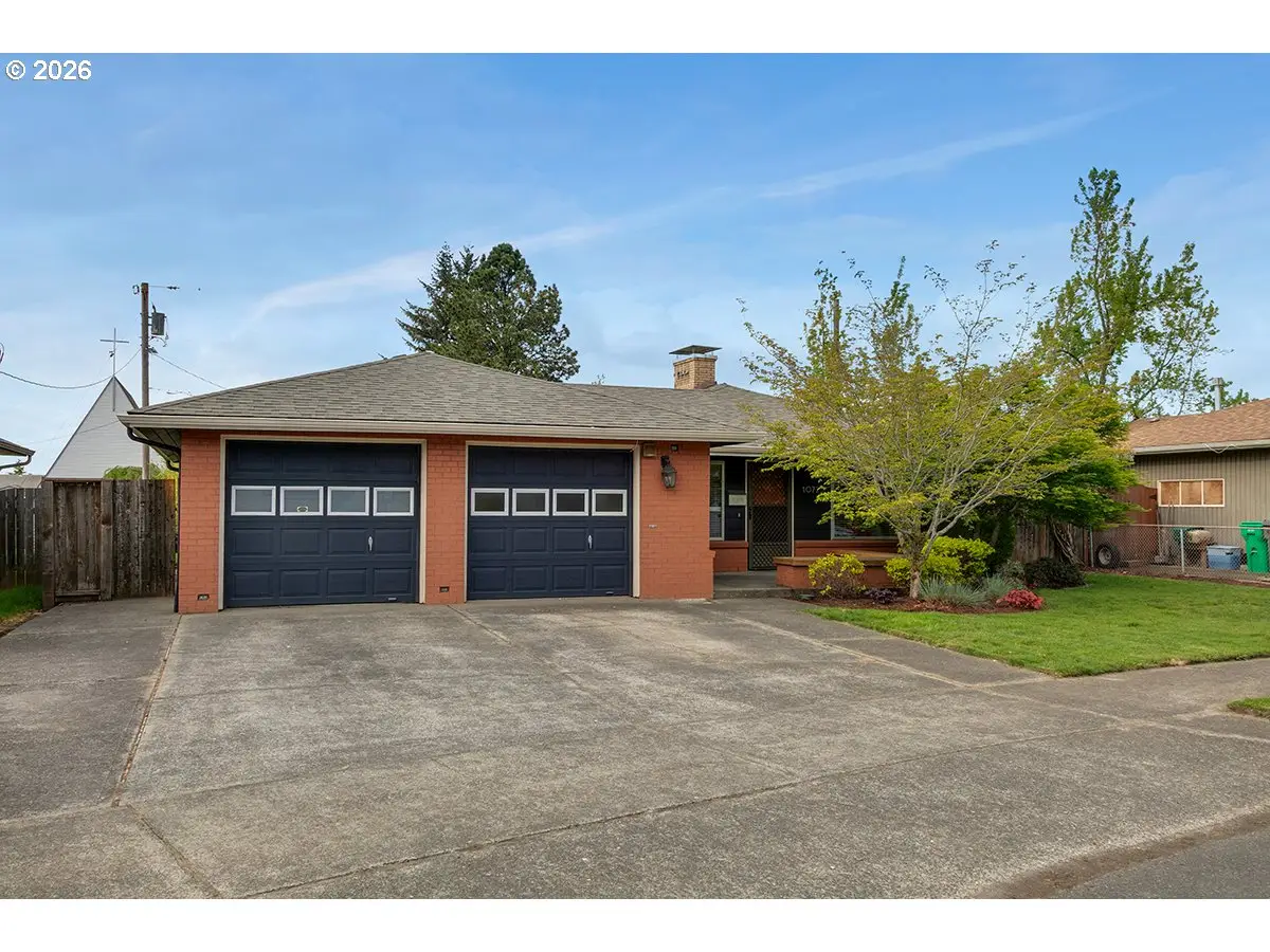 10723 SE Stephens St, Portland, OR 97216 - #1