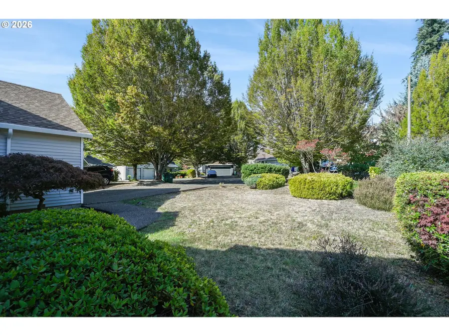 14934 SW Emerald Ct, Beaverton, OR 97007 - #3