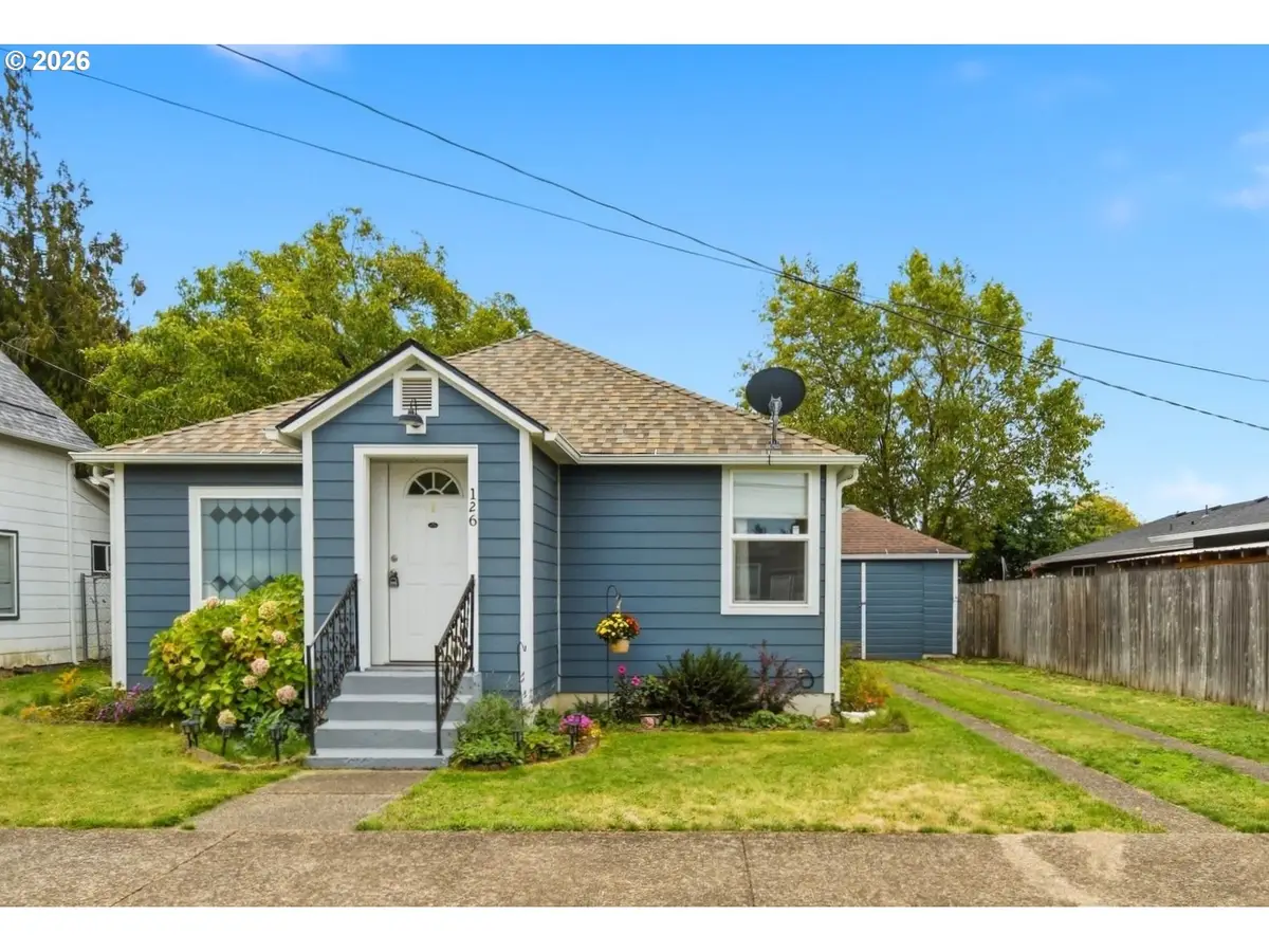 126 SW Harrison St, Sheridan, OR 97378 - #1