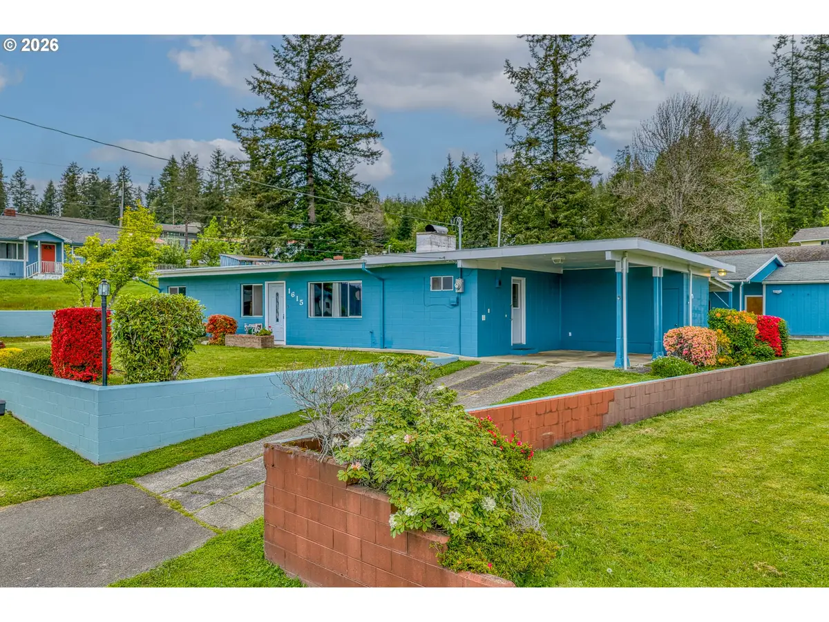 1615 19th St, Myrtle Point, OR 97458 - #1