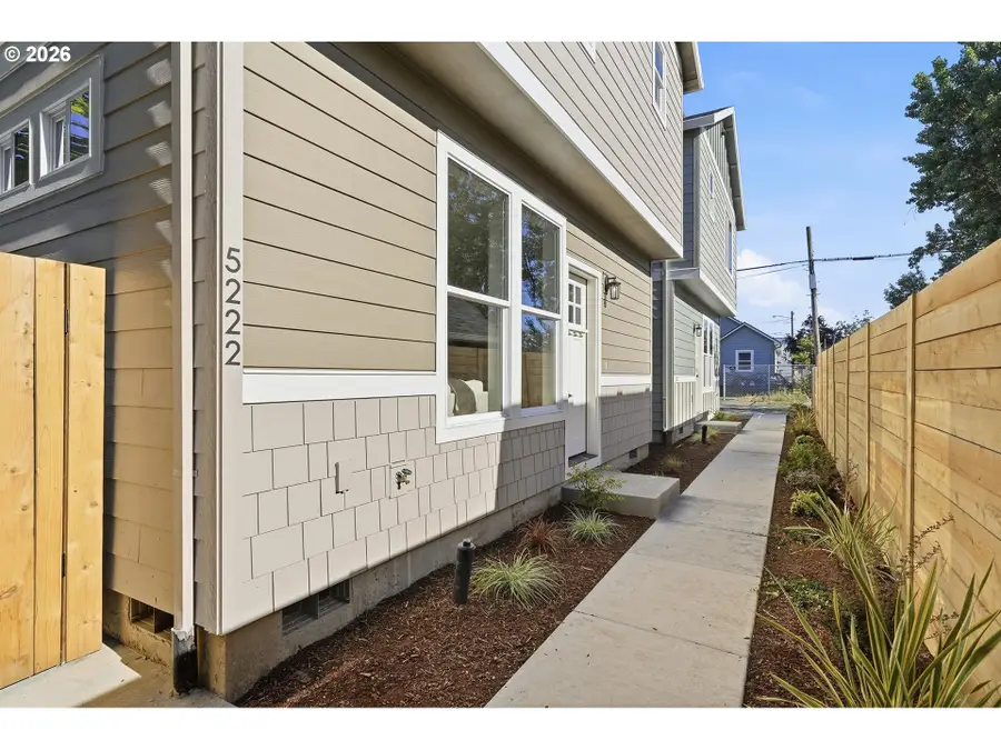 5222 SE Ramona St, Portland, OR 97206 - #2
