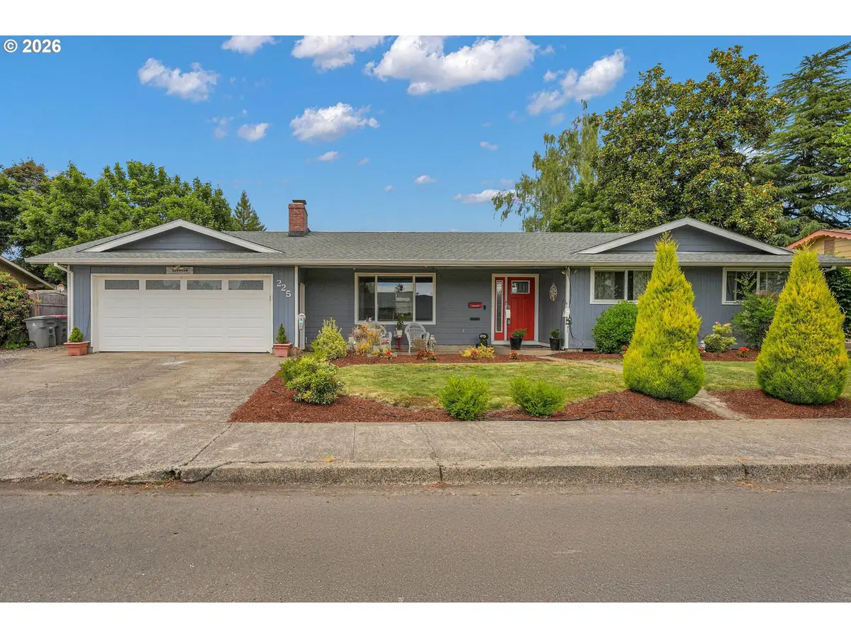 225 NW 19th St, McMinnville, OR 97128 - #1