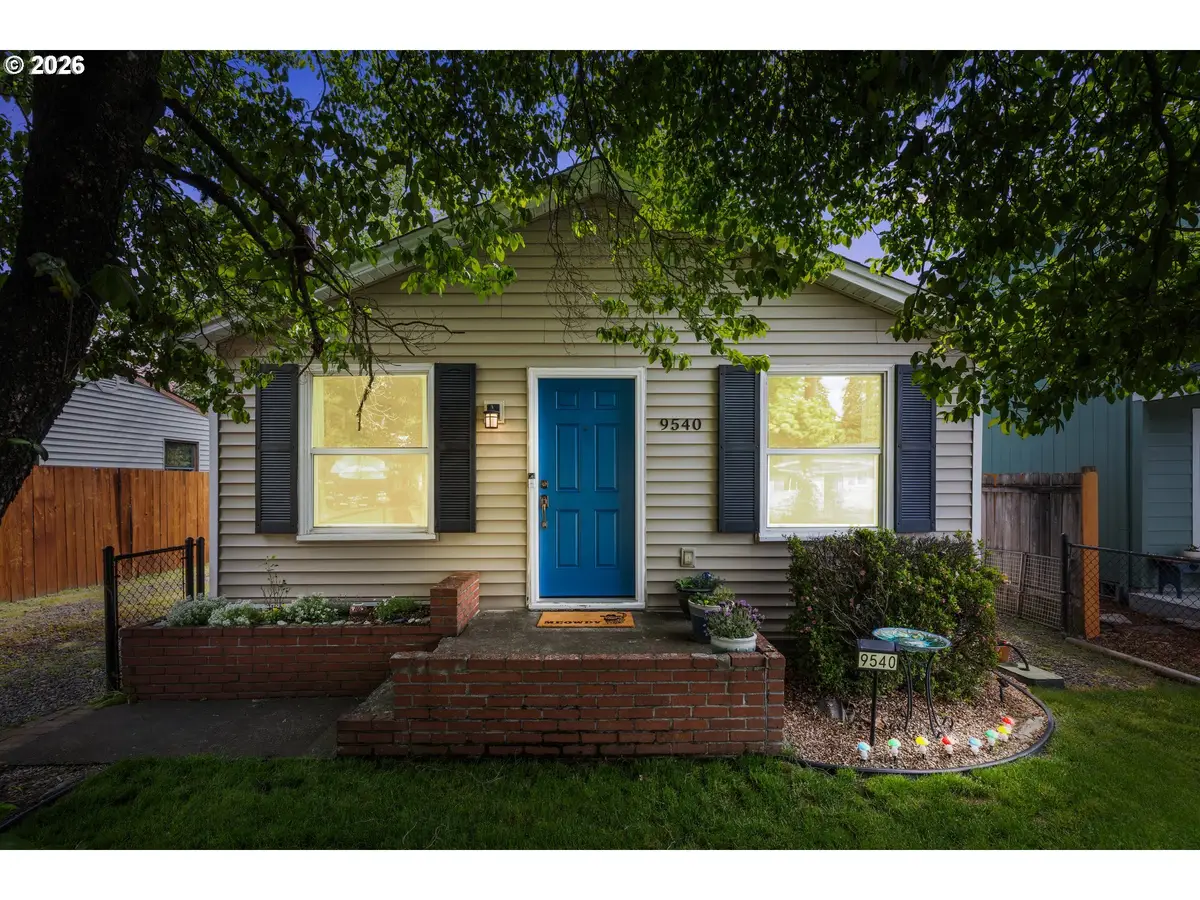 9540 SE 76th Ave, Milwaukie, OR 97222 - #1