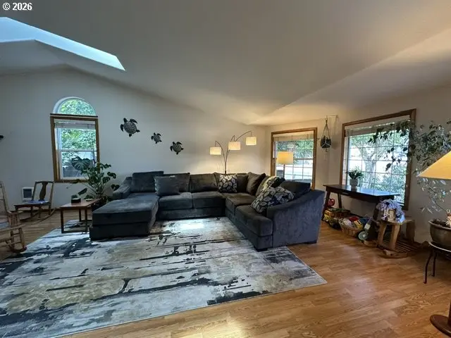 3960 Munsel Creek Dr, Florence, OR 97439 - #3