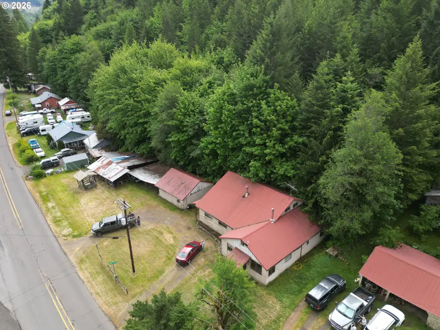 39688 Row River Rd, Dorena, OR 97434 - #2